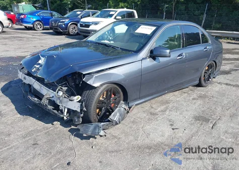 2013 Mercedes-Benz C 300 from USA, damaged, VIN WDDGF8AB8DA835331